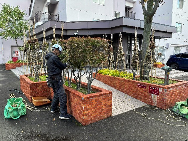 施工中